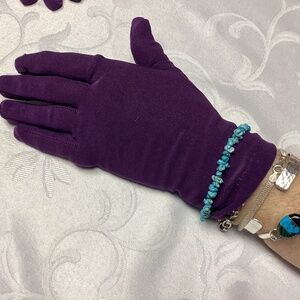 RICH PURPLE COLOR GLOVES. BLACK GRAPE NYLON STRETCH